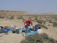 Bivouac sauvage à la sebkha de Tah (Sahara) Bivouac sauvage à la sebkha de Tah (Sahara)